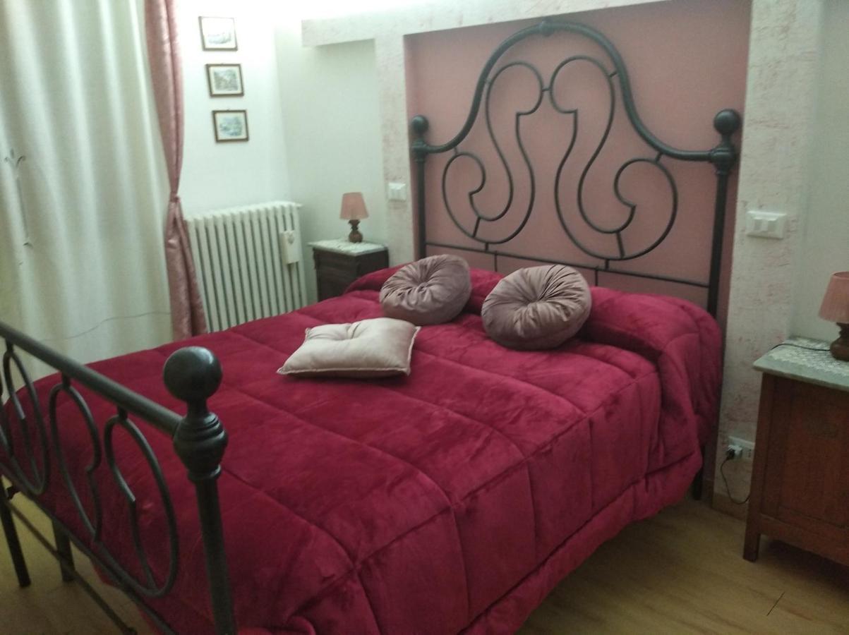 Grey * Arezzo